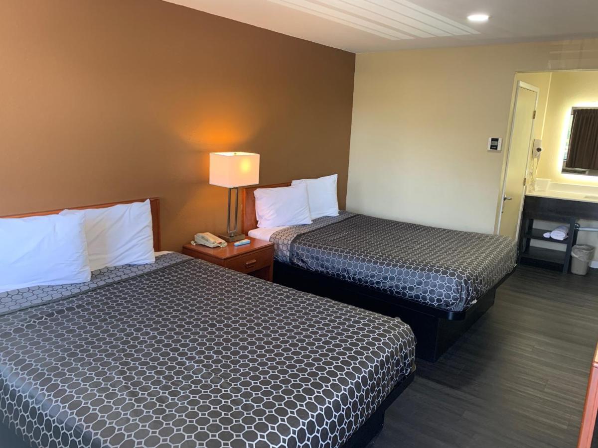Rodeway Inn Sacramento-University Area Exterior photo