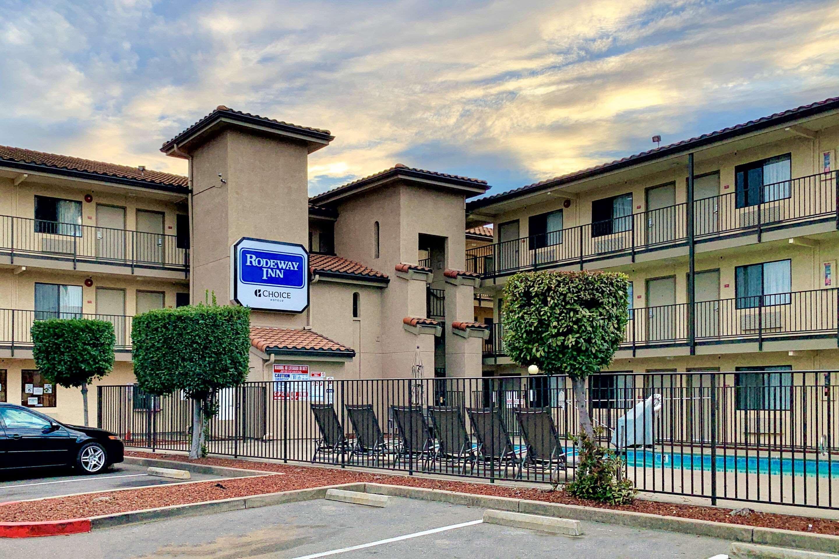 Rodeway Inn Sacramento-University Area Exterior photo