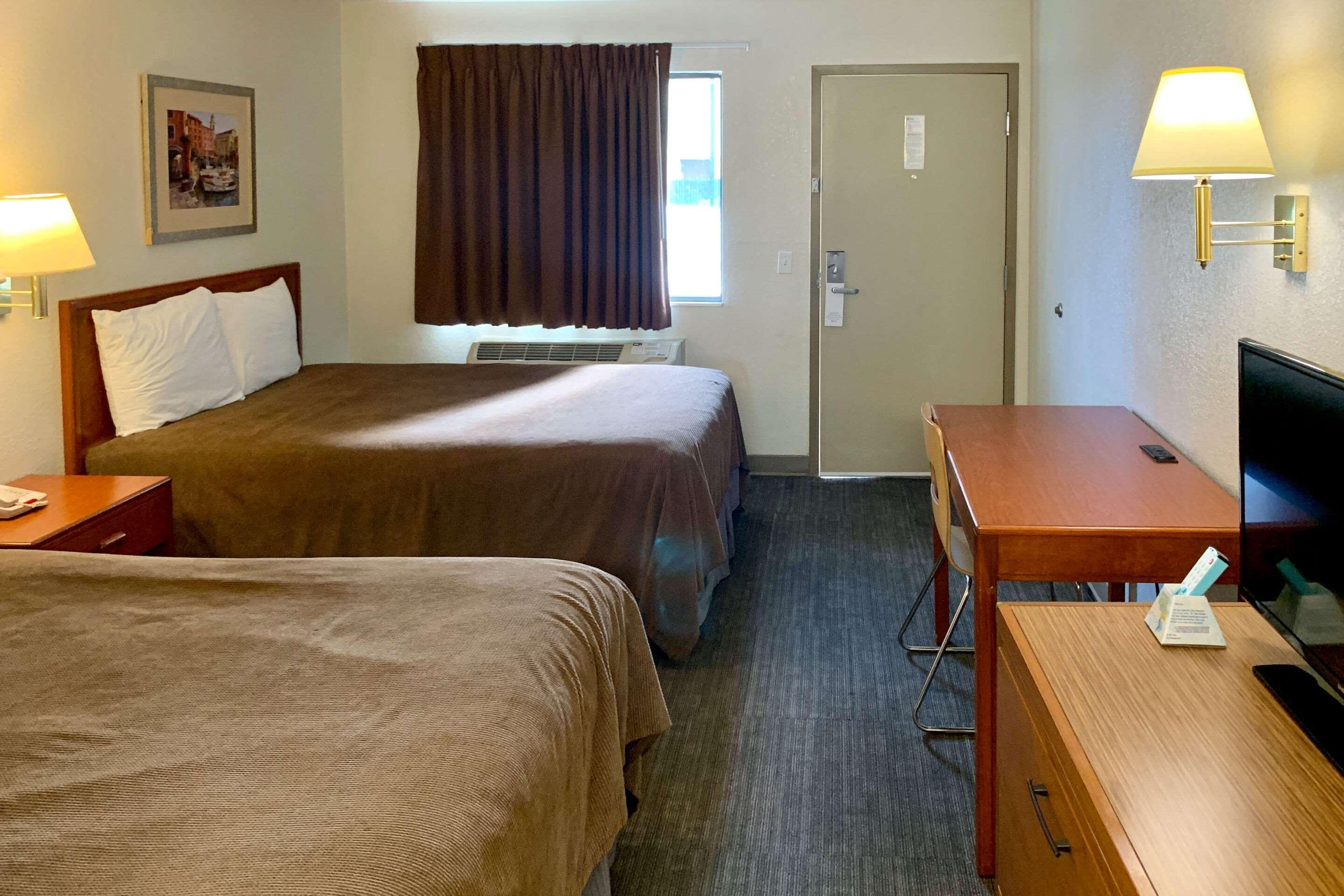 Rodeway Inn Sacramento-University Area Exterior photo