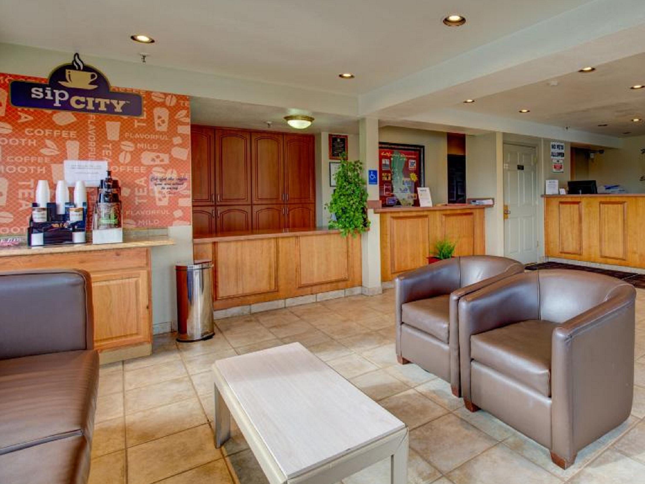 Rodeway Inn Sacramento-University Area Exterior photo