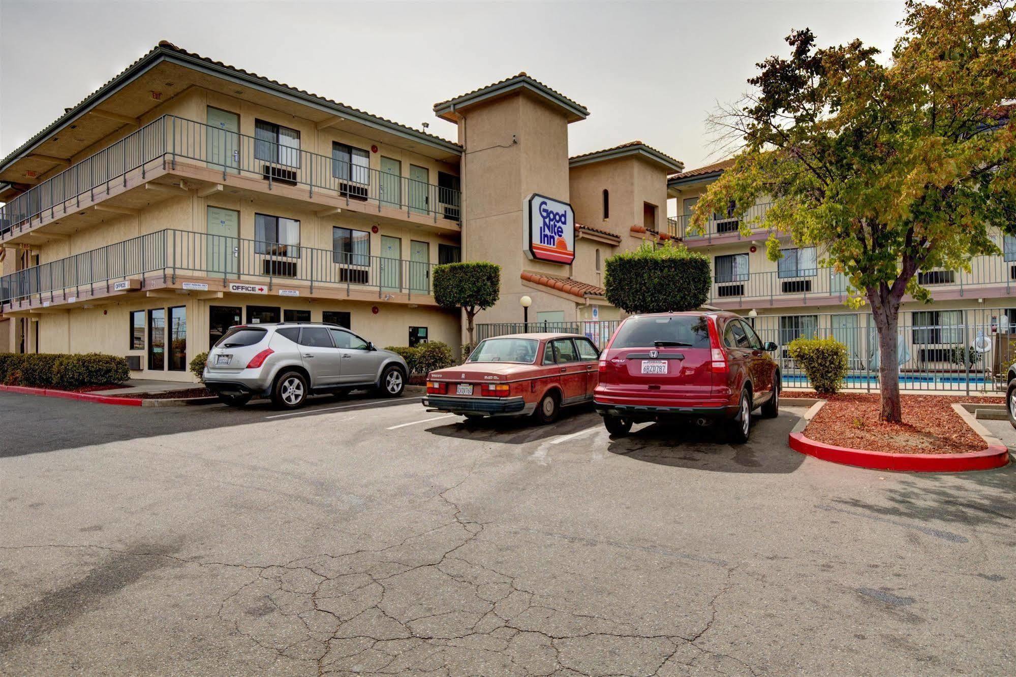 Rodeway Inn Sacramento-University Area Exterior photo